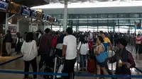 Arus Balik Lebaran di Bandara Soetta. (Liputan6.com/Pramita)