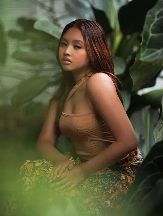 Seiring bertambahnya usia, paras Naja Dewi Maulana pun makin cantik dan eksotis. (FOTO: instagram.com/najandmm/)