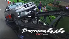 Toyota menguji Mobil All New Fortuner dengan mesin baru yang membuat SUV ini lebih irit bahan bakar.
