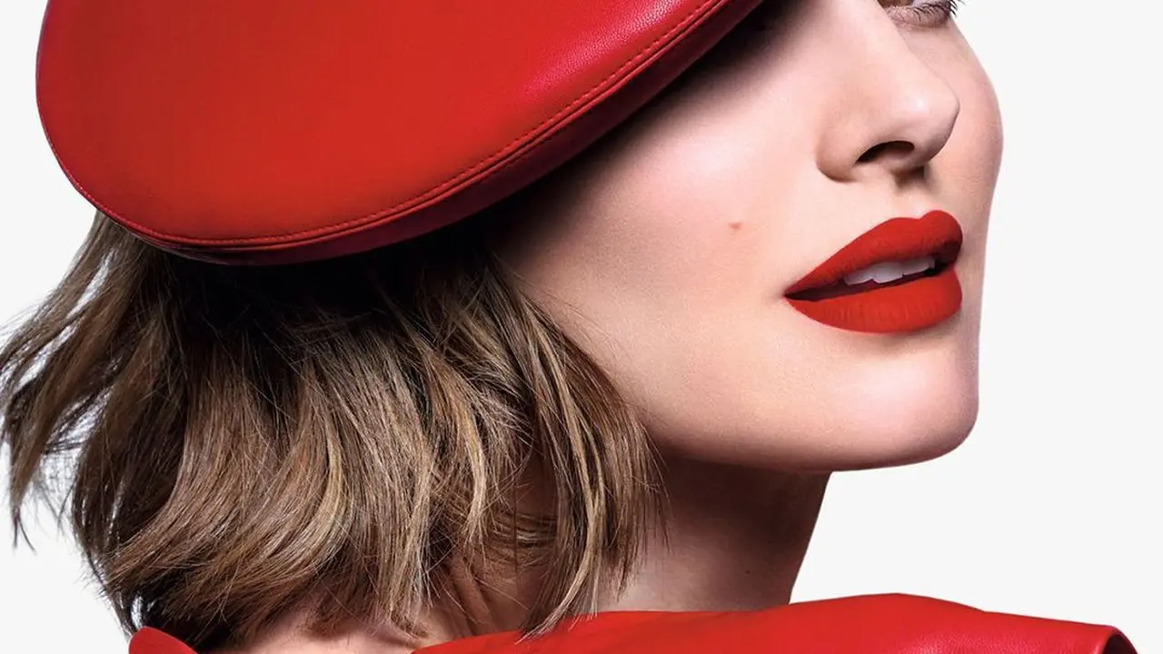 Dior Rilis 75 Warna Lipstik yang Dapat Diisi Ulang