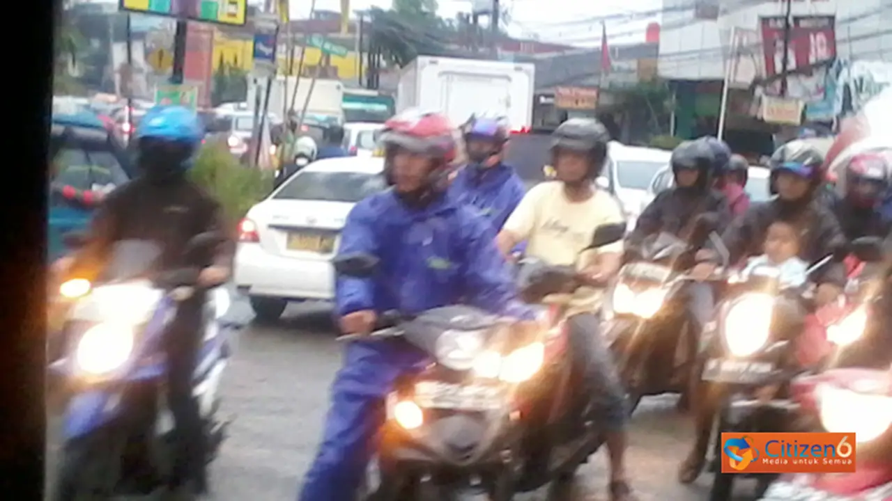 140205bwargadepok.jpg