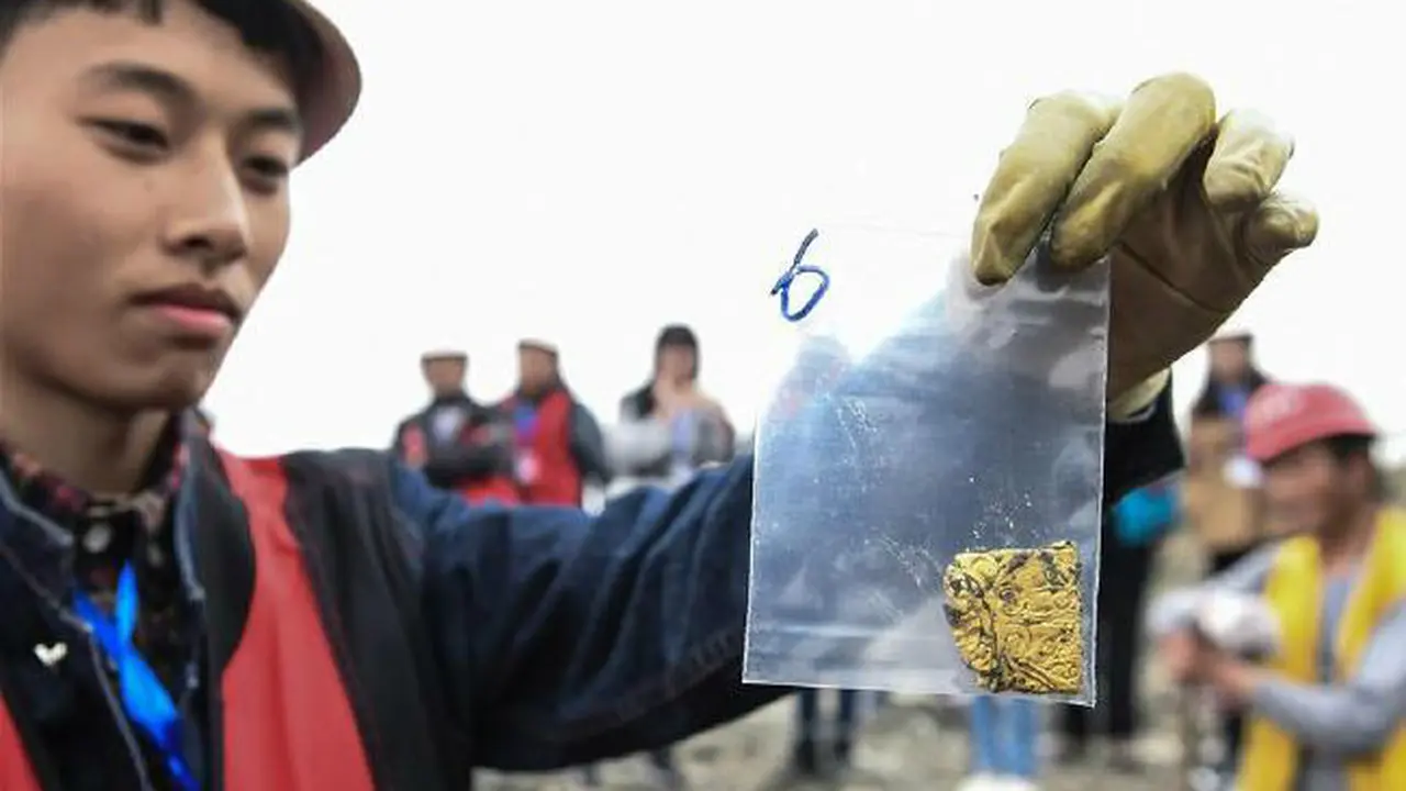 10.000 Harta Karun Legendaris Ditemukan di Sungai China