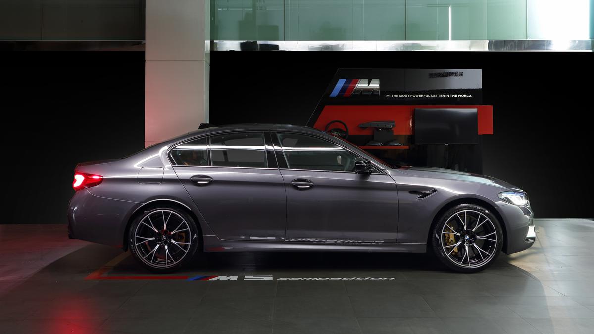 Dijual Terbatas, Ini Keistimewaan BMW M5 Competition - Otomotif ...