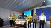 Seremoni peluncuran produksi perdana Wuling Air ev buatan Indonesia di pabrik Wuling Motors Cikarang, 8/8/2022