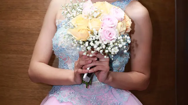 [Bintang] Christy