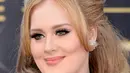 “Adele merasa Los Angeles bukan lokasi yang nyaman. Dia sudah memikirkannya sejak lama. Kembali ke sini (London), dia (Adele) punya banyak keluarha dan teman dekat yang sangat penting baginya,” tutur sumber. (AFP/Bintang.com)