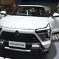 Pameran GIIAS 2023 menyajikan berbagai inovasi menarik, dan salah satu sorotan utamanya adalah peluncuran Mitsubishi Xforce.  (Liputan6.com/Angga Yuniar)