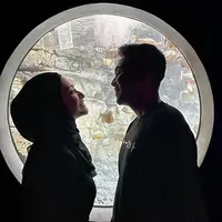 Kebersamaan yang diperlihatkan keduanya ini juga diketahui pihak keluarga. Bahkan, terdapat pula kabar jika Nathalie dan Faris akan meresmikan hubungan asmara dalam sebuah pernikahan. (Liputan6.com/IG/@nathalieholscher)