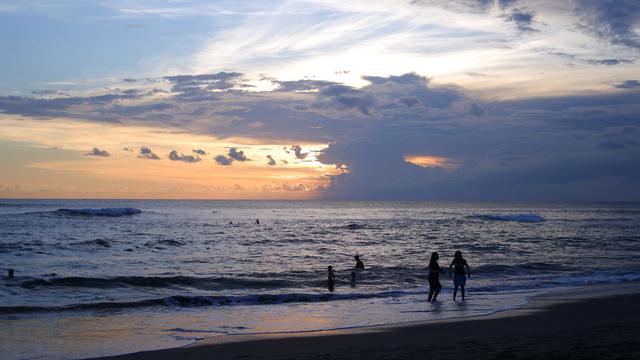 7. Pantai Batu Belig