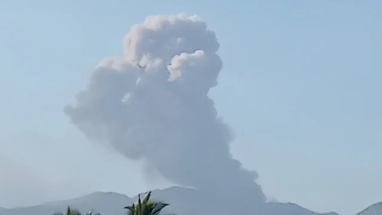 Gunung Dukono