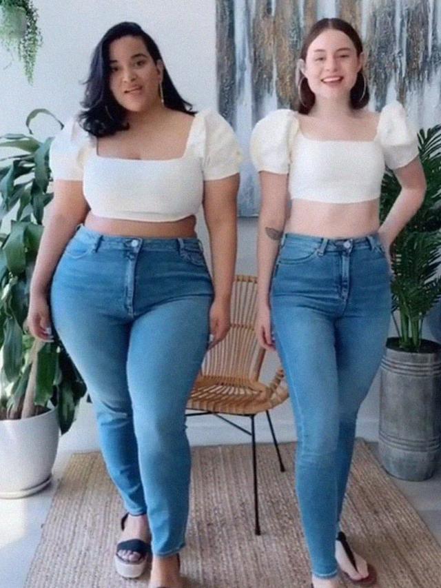 No Body Shaming Dua Sahabat Ini Tunjukkan Model Baju  Sama 