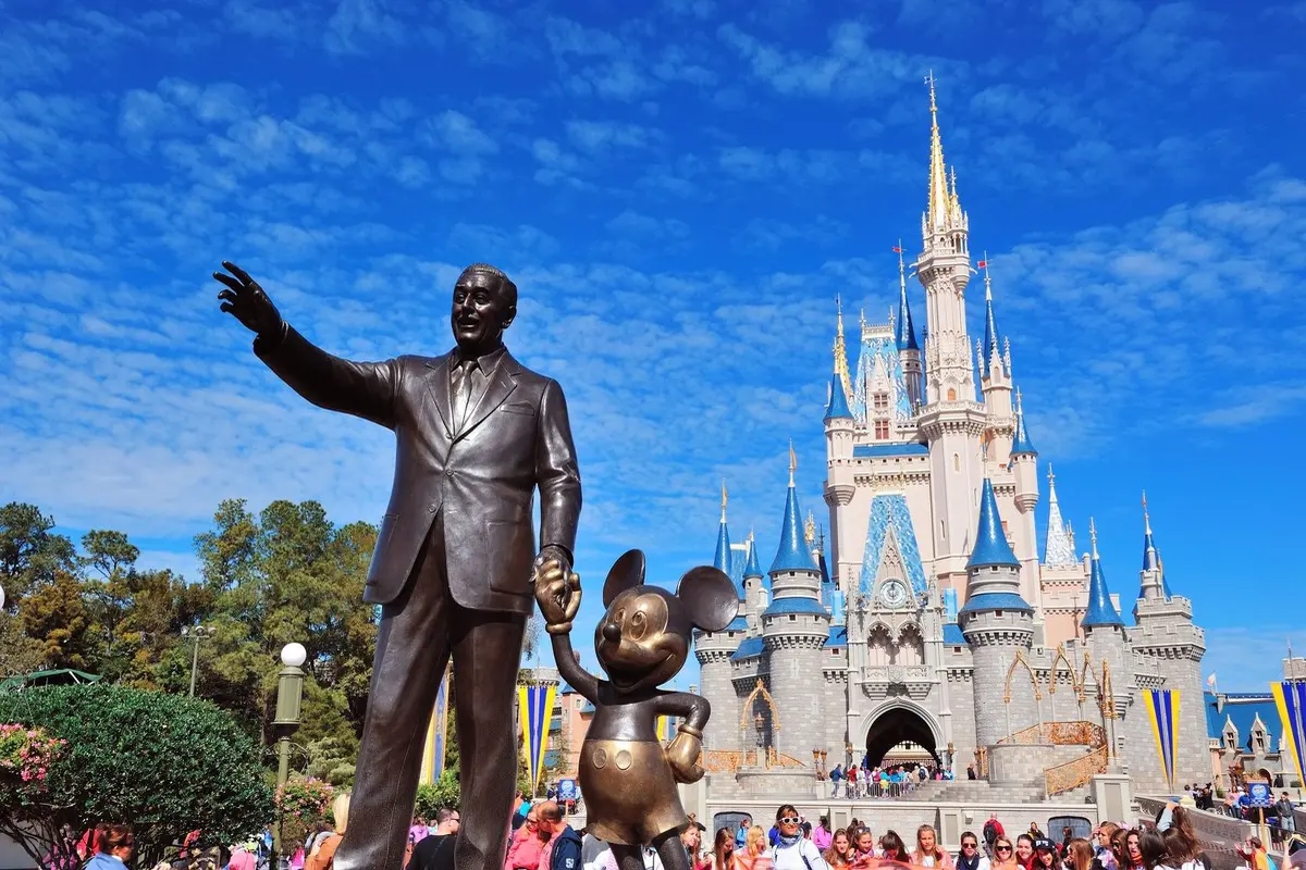 17 Fakta Mengejutkan Disney World yang Tidak Banyak Diketahui