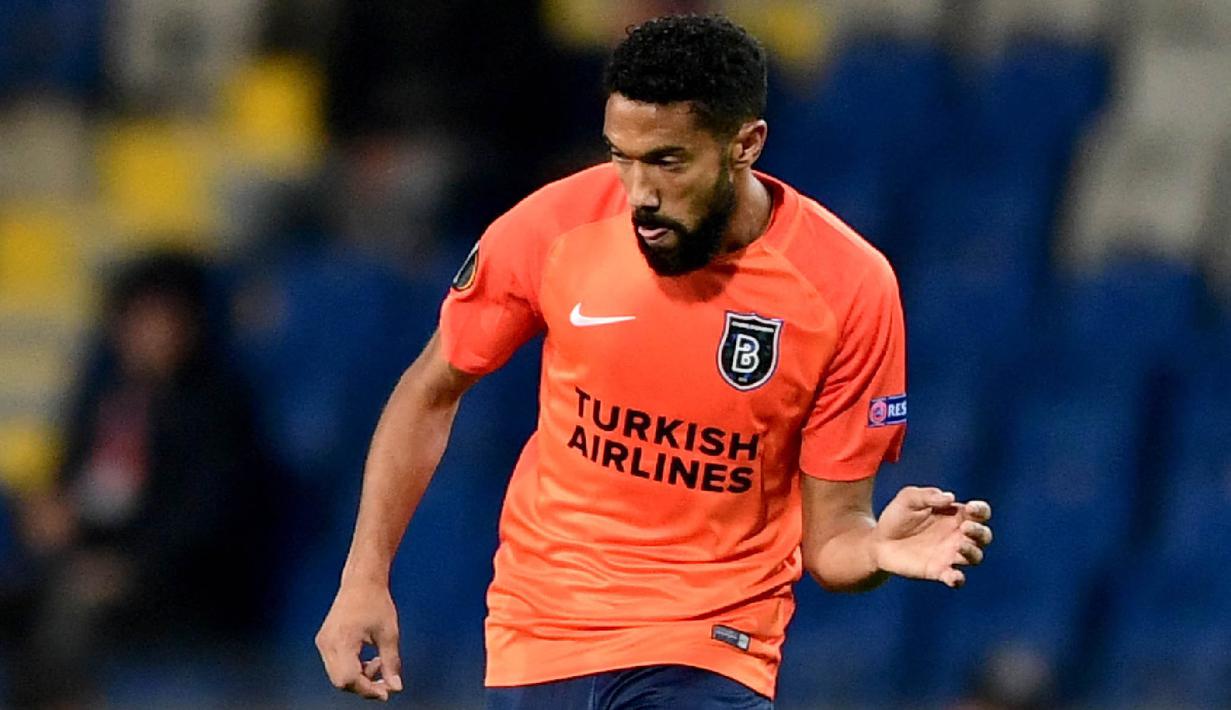 Gael Clichy - Pemain asal Prancis ini telah tampil untuk The Gunners sebanyak 264 laga. Pada tahun 2011, Clichy digaet oleh Manchester City dengan harga 7,75 juta euro atau setara Rp126 miliar. Kini pemain berumur 36 tahun tersebut membela klub Swiss, Servette FC. (AFP/Ozan Kose)