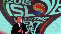 CEO PT Liga Indonesia, Joko Driyono memberikan sambutan saat peresmian gelaran ISL 2015 di Lounge VVIP Barat Stadion GBK Jakarta, Sabtu (14/2/2015). (Liputan6.com/Helmi Fithriansyah)