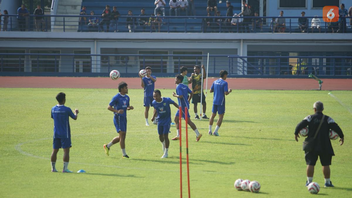 Berstatus Pinjaman, Persib Bandung Rekrut Gelandang Adam Alis Setyano Berita Viral Hari Ini Jumat 20 September 2024