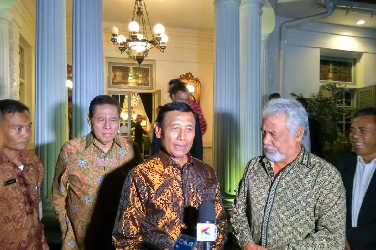 Pertemuan Menko Polhukam Wiranto dengan Menteri Perencanaan Investasi Strategis Timor Leste, Xanana Gusmao