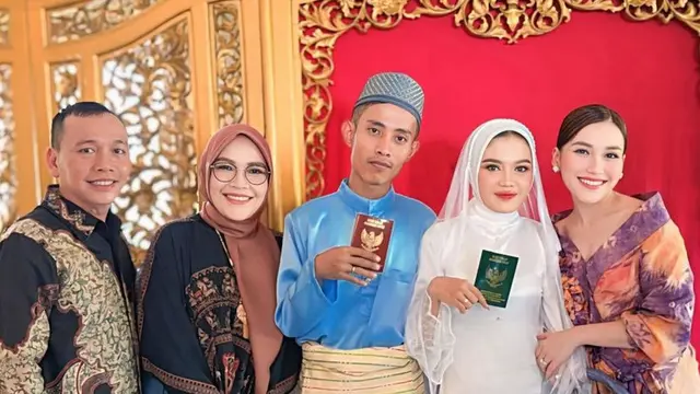 Ayu Ting Ting Hadir di Pernikahan Asistenya. [@ayutingting92]