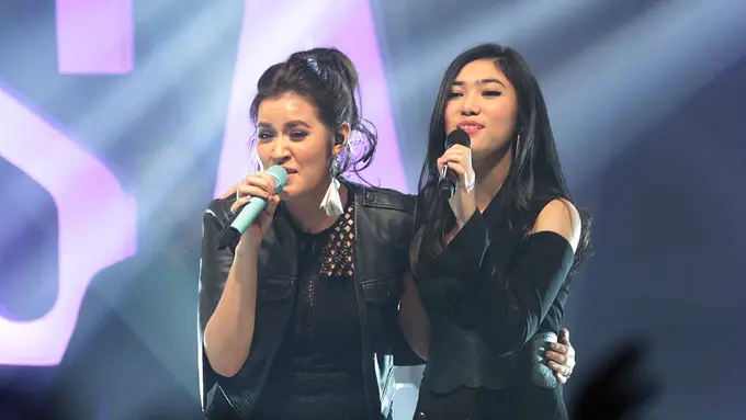 [Bintang] Raisa Hadirkan Kejutan di Showcase Anganku Anganmu