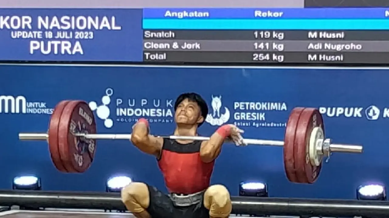 Muhammad Husni Pecahkan 2 Rekornas di Hari Pertama Kejurnas Angkat Besi 202