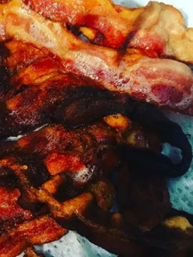Potret Masakan Ibu yang Gagal, (sumber: buzzfeed.com)