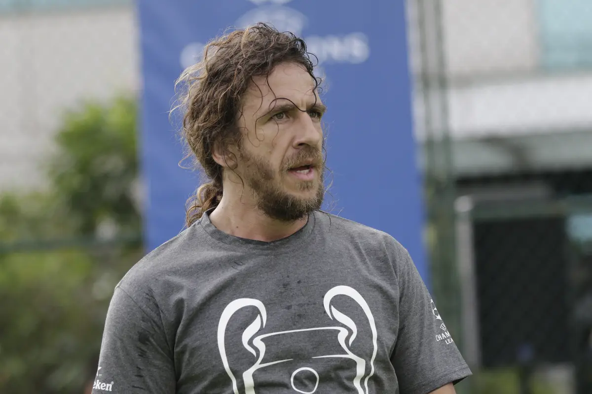 Carles Puyol UEFA Champions League Trophy Tour
