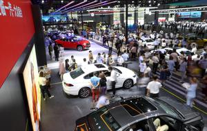 Suasana area FAW-Volkswagen dalam Pameran Otomotif Internasional Changchun China ke-17 di Changchun, Provinsi Jilin, China timur laut, Minggu (12/7/2020). (Xinhua/Yan Linyun)