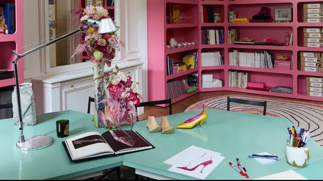 Kantor Direktur Kreatif Gherardo Felloni  di Maison Vivier, Rumah Warisan Brand Sepatu Mewah Paris Roger Vivier. Dok. Roger Vivier