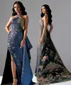 Pesona eksostis Puteri Indonesia 2023 Farhana Nariswari sukses membawanya menyabet gelar Best Evening Gown di ajang Miss International 2023. [Dok/Albert Yanuar]