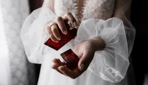 Fragrance Layering: Cara Padukan Aroma Parfum agar Lebih Personal