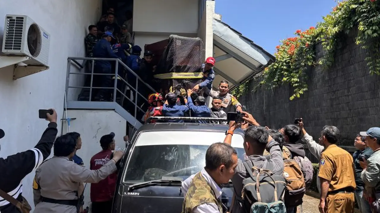 Macan Tutul Nekat Masuk ke Hotel di Bandung