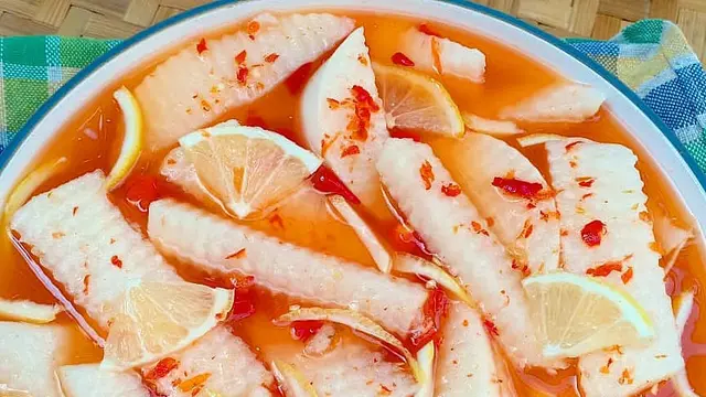 Segarnya Bikin Merem Melek, Ini Rahasia Asinan Buah Seenak Jualan Pinggir Jalan