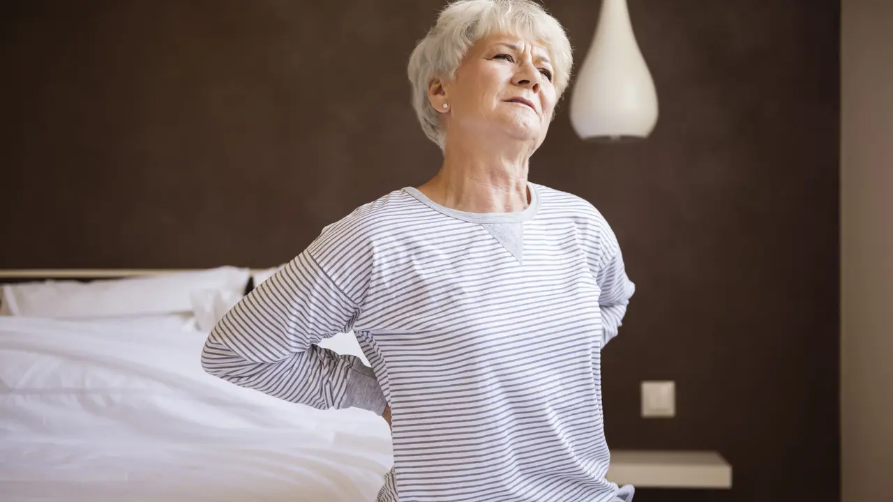 Tulang Sehat, Hidup Lebih Ringan: Cara Sederhana Mencegah Osteoporosis Sejak Dini [Dok/freepik.com]