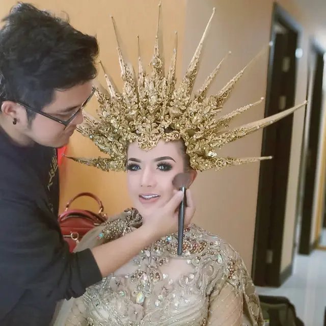 Jadi Model Prewedding, Ini 6 Potret Makeup Natural Barbie Kumalasari
