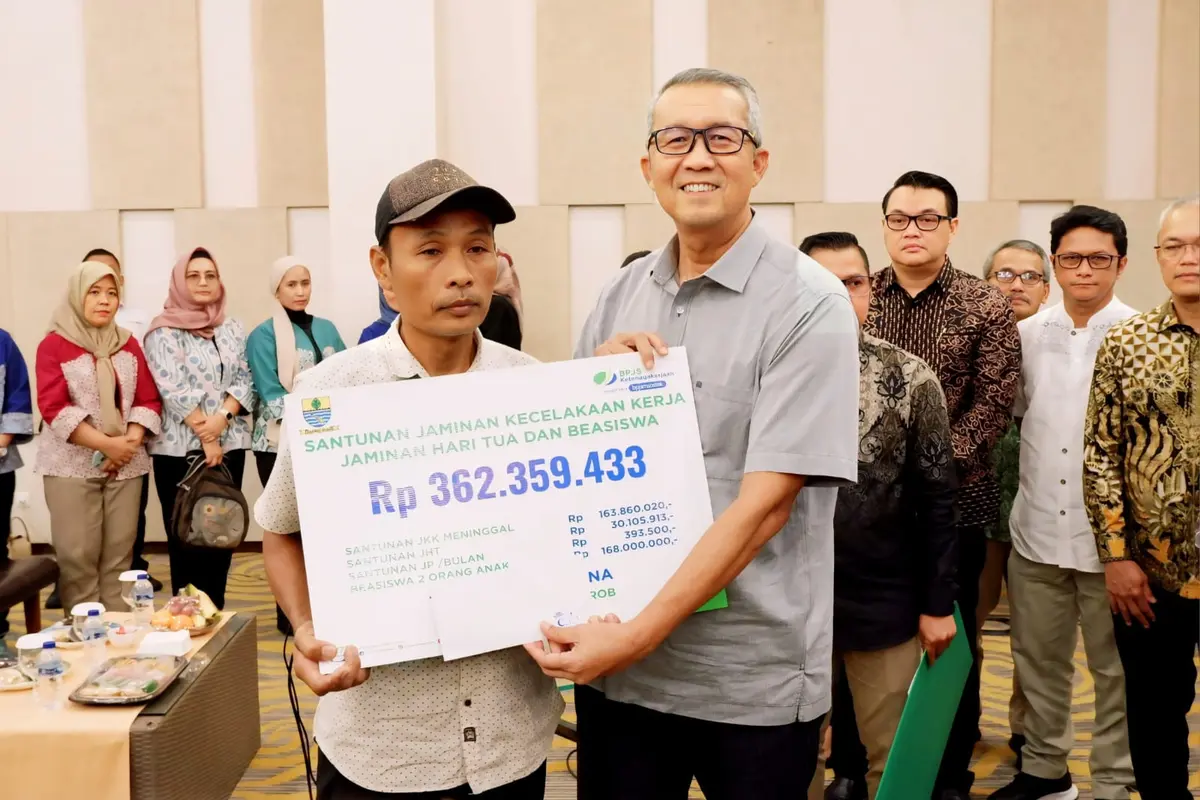 BPJS Ketenagakerjaan Beri Santunan Hingga Beasiswa Kepada Keluarga Korban Kecelakaan Kerja CSB Mall Cirebon