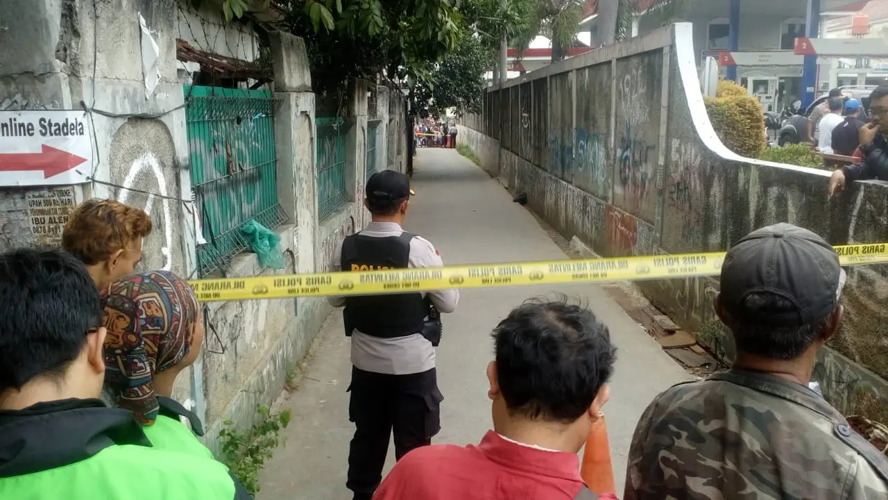 samping SPBU Jalan Kartini, Kecamatan Pancoran Mas, Depok, Jawa Barat
