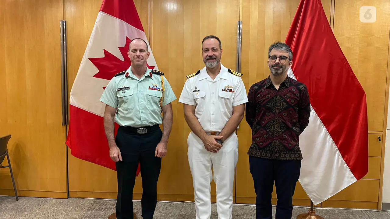 Kapten Colin Matthews mengunjungi Jakarta, Indonesia pada Kamis (28/3/2024) dalam upaya memperkuat implementasi Strategi Indo-Pasifik (Liputan6.com/Teddy Tri Setio Berty).