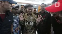 Usai sidang pembacaan tuntutan, Syahrul Yasin Limpo sempat dikerubungi kerabat dan pendukungnya. (Liputan6.com/Angga Yuniar)
