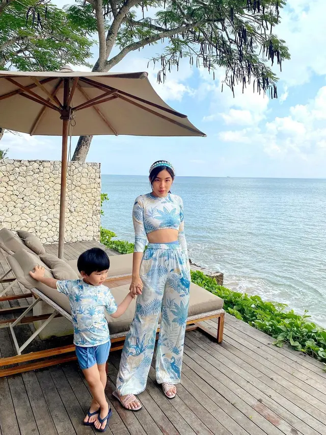 Liburan Tiffany Soetanto di Bali