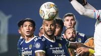 Gol David da Silva saat Persib Bandung melawan Bhayangkara FC pada laga tunda pekan ke-18 BRI Liga 1 2022/2023 menjadikan dirinya top skor sementara dengan 21 gol. (Bola.com/Bagaskara Lazuardi)