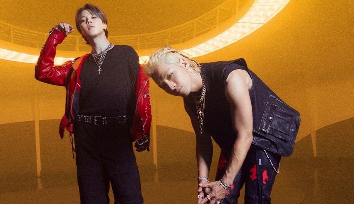 Melalui media sosial, Taeyang juga sempat mengunggah momen bersama Jimin saat berada di studio musik bersama. Foto tersebut pun diunggah oleh suami dari Min Hyorin ini usai kabar dirinya akan merilis lagu kolaborasi dengan Jimin beredar. (Liputan6.com/IG/@theblacklabel)