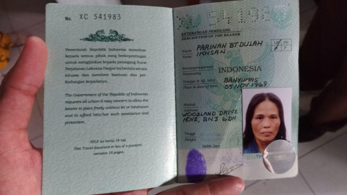 Paspor TKI Parinah. (Foto: Liputan6.com/P4TKI CLP/Muhamad Ridlo)