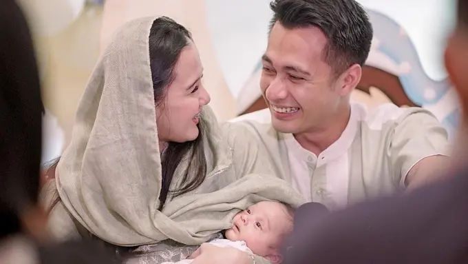 Eza Gionino gelar acara tasyakuran akikah Akshay Gionino (Sumber foto: Instagram @ezagio oleh @sorepicture)