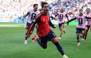 Ferran Torres Buka Suara soal Rumor PSG, Masa Depannya di Barcelona Masih Abu-Abu