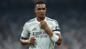Trent Alexander-Arnold Kejutkan Jose Mourinho di Pramusim Real Madrid