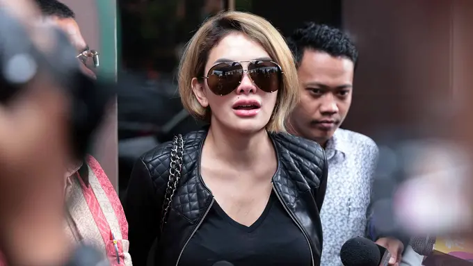 [Bintang] Nikita Mirzani