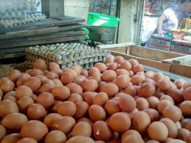 Harga Telur Ayam Masih Tinggi Di Pasar Rumput Bisnis Liputan6 Com