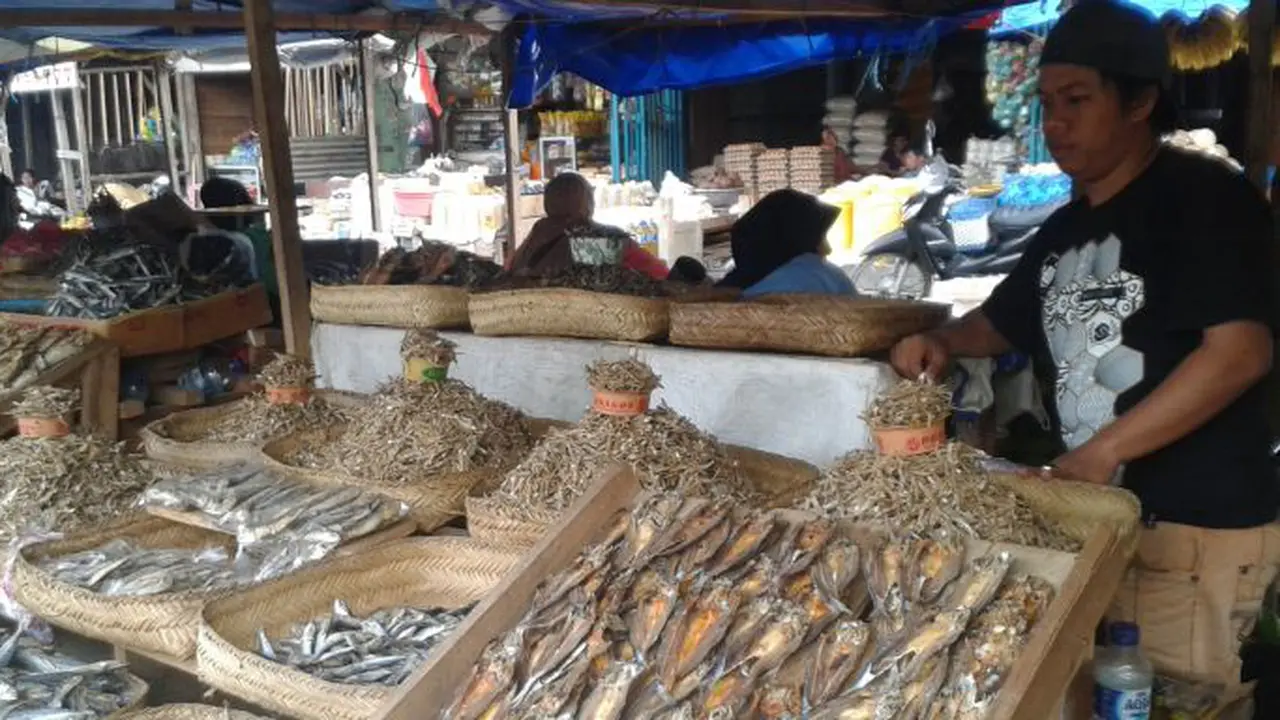 Ikan Asin di Palu