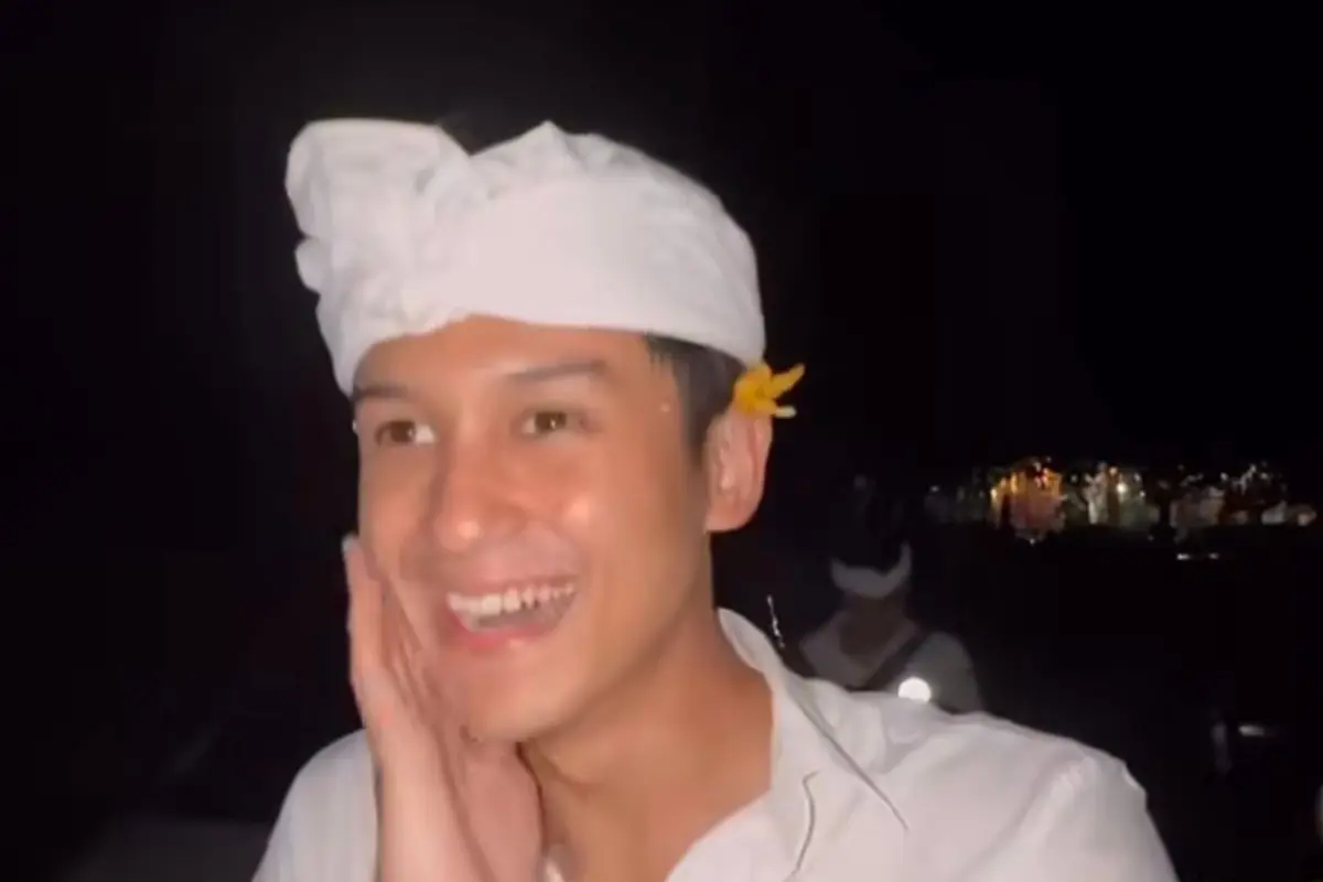 Potret Antonio Blanco Jr usai dicium ibu-ibu di Bali  (Sumber: Instagram/antonioblancojr)