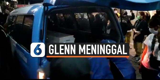 VIDEO: Jenazah Glenn Fredly Dimakamkan di TPU Tanah Kusir