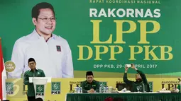 Ketum PKB Muhaimin Iskandar (Cak Imin) memberi sambutan saat Pembukaan Rapat Koordinasi Nasional (Rakornas) LPP DPP PKB di Kantor DPP PKB, Jakarta, Sabtu (29/4). Rakornas tersebut di hadiri  seluruh DPP PKB  se-Indonesia. (Liputan6.com/Angga Yuniar)